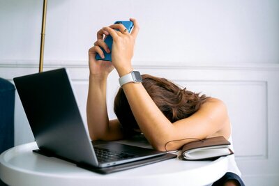 Photo by Anna Tarazevich: https://www.pexels.com/photo/a-woman-wearing-a-smartwatch-holding-a-smartphone-6173668/